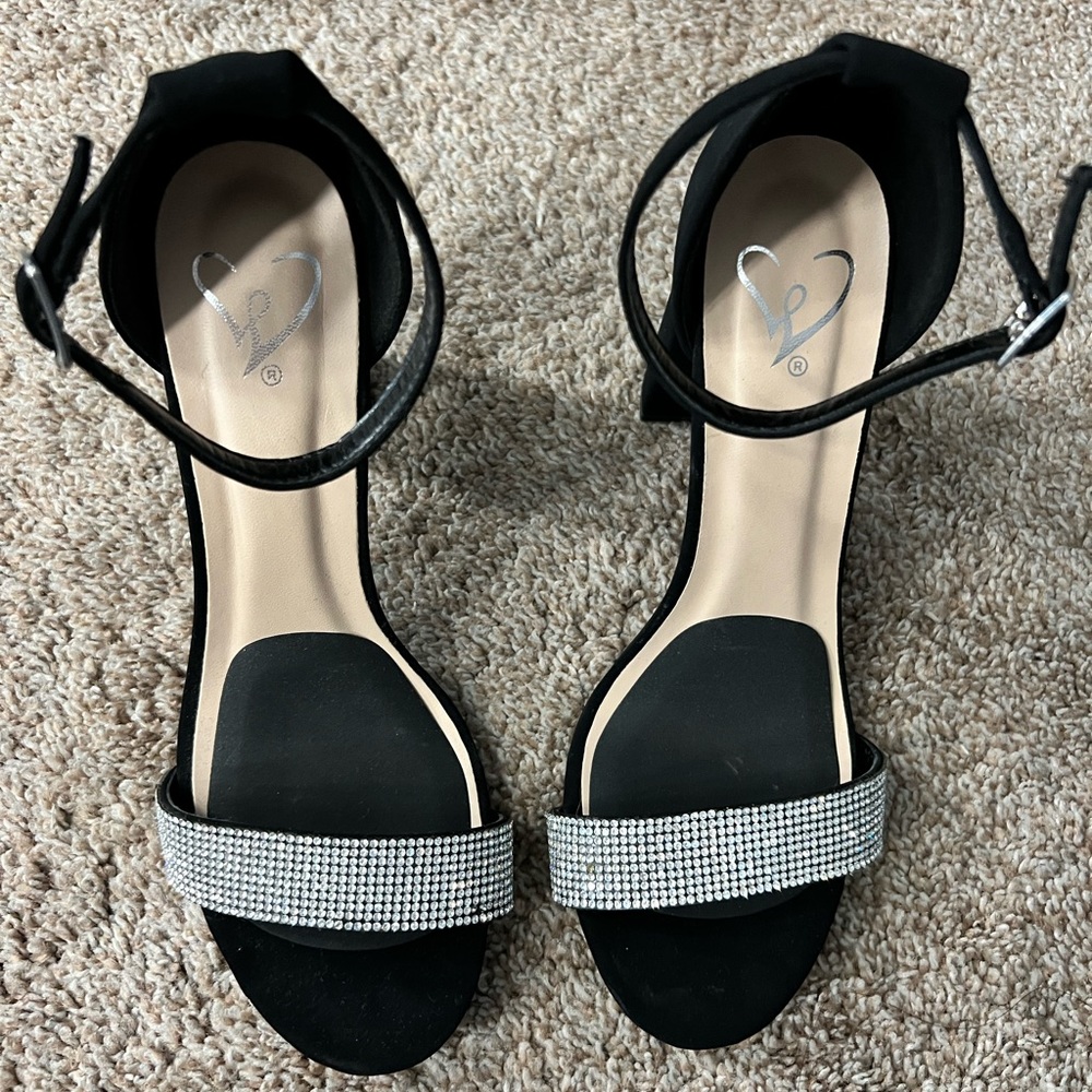Windsor heels